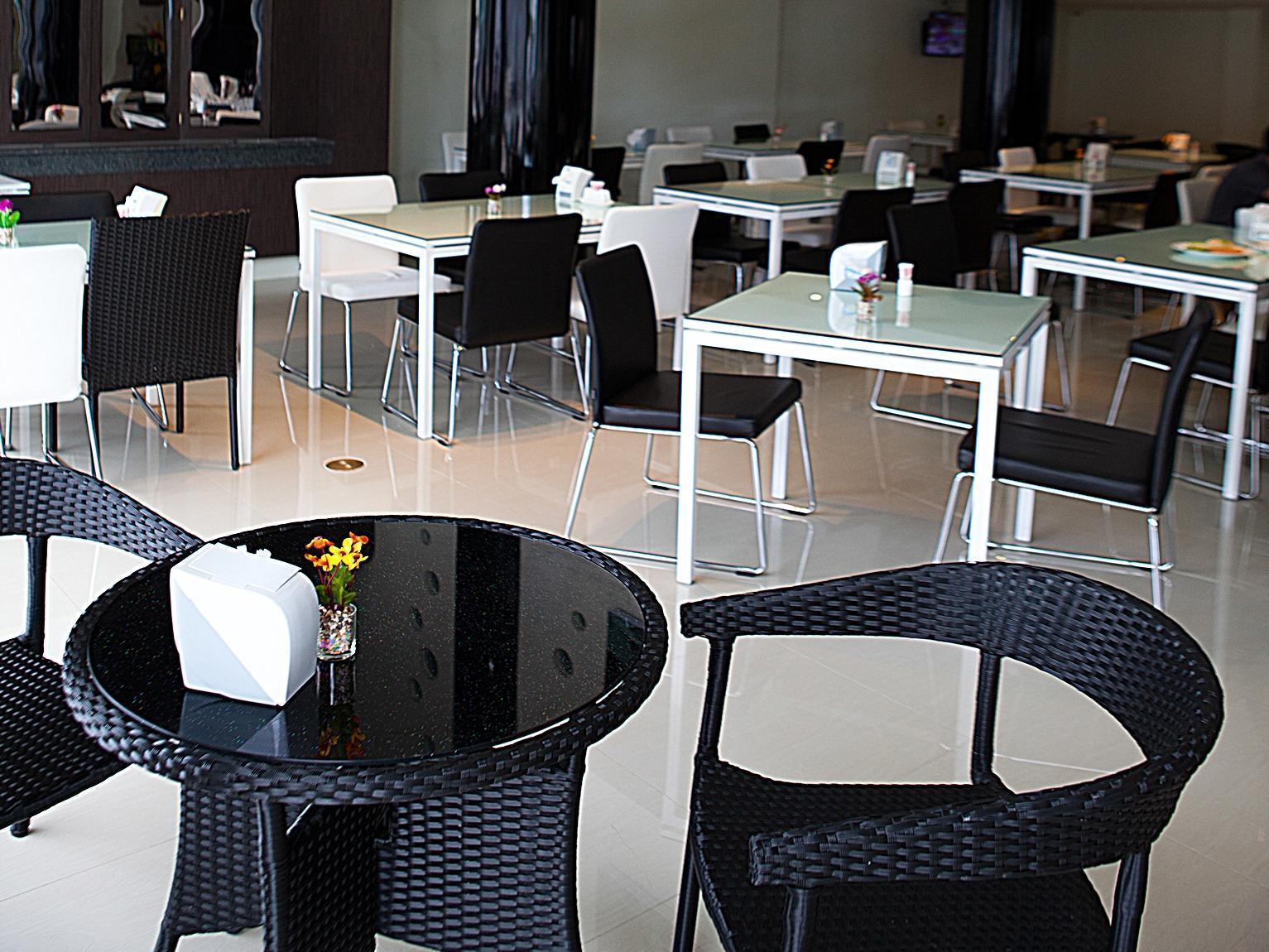 Md Grand Hotel Nakhon Nakhon Si Thammarat Buitenkant foto